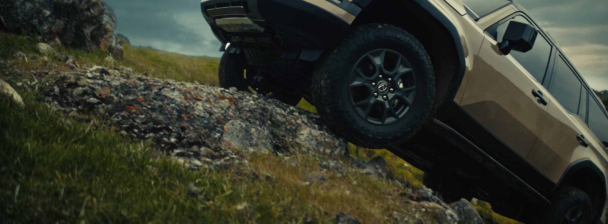 lexus gx reveal 16