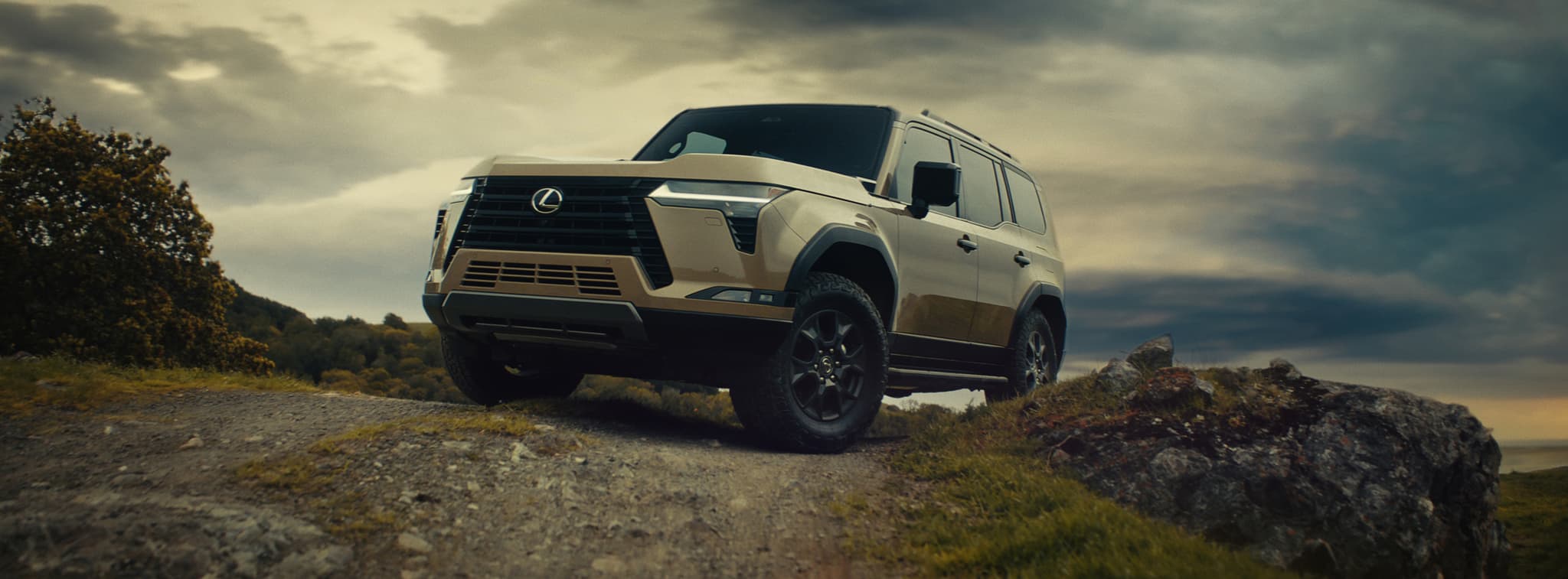 lexus gx reveal 17